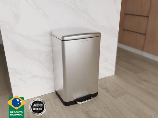 Lixeira Nobille 30L Com Pedal e Sistema de Amortecimento Para Tampa Em Aço Inox Escovado