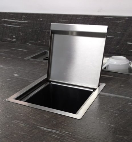 Lixeira Quadratta Kitchen 4L Em Aço Inox Escovado Com Tampa Articulada