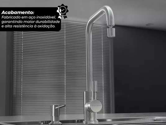 Torneira Monocomando Kitchen Pro em Aço Inox Escovado Com Bico Articulado e Arejador