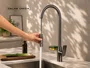 Torneira Monocomando Titânio Concept Extensível Com Porta Esponja Para Cozinha